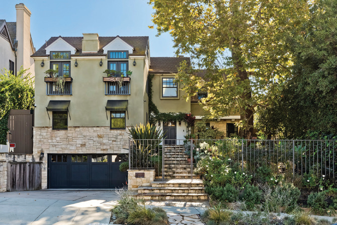 2852 Motor Ave